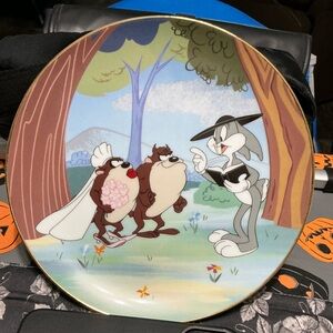 Limited Edition Looney Tunes plate.
